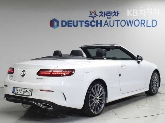 Mercedes-Benz - E-Class | E450 4MATIC Carbriolet Base 2
