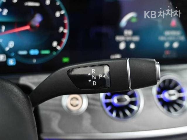 Mercedes-Benz - E-Class | E450 4MATIC Carbriolet Base 15