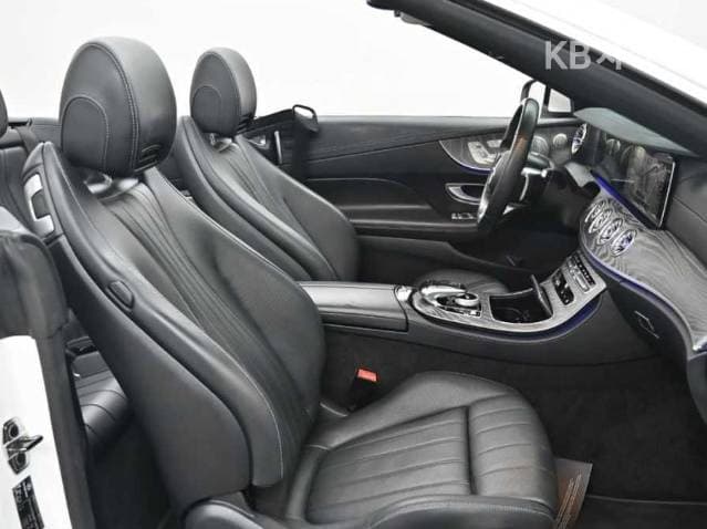 Mercedes-Benz - E-Class | E450 4MATIC Carbriolet Base 9