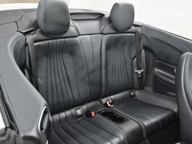 Mercedes-Benz - E-Class | E450 4MATIC Carbriolet Base 10