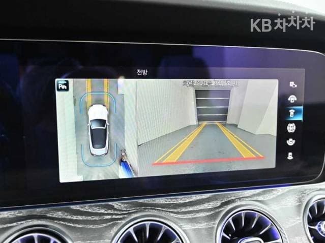 Mercedes-Benz - E-Class | E450 4MATIC Carbriolet Base 12