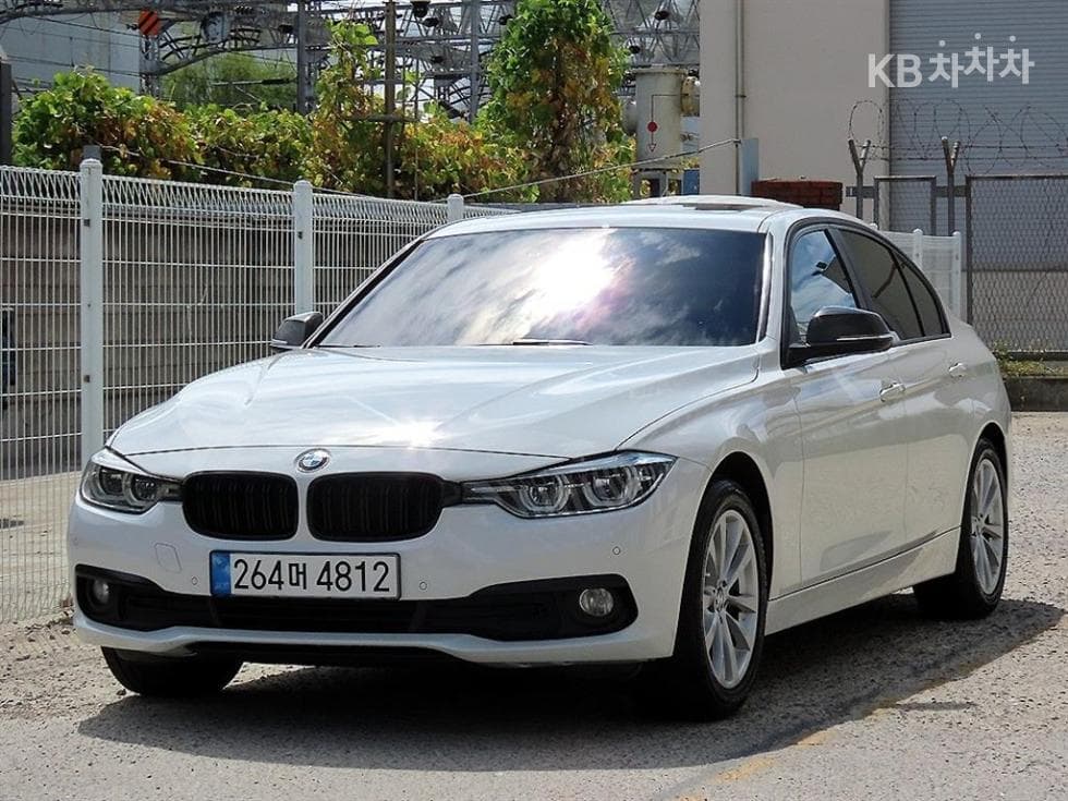 بي إم دبليو - 3-Series | New 320 F30(12~) 2