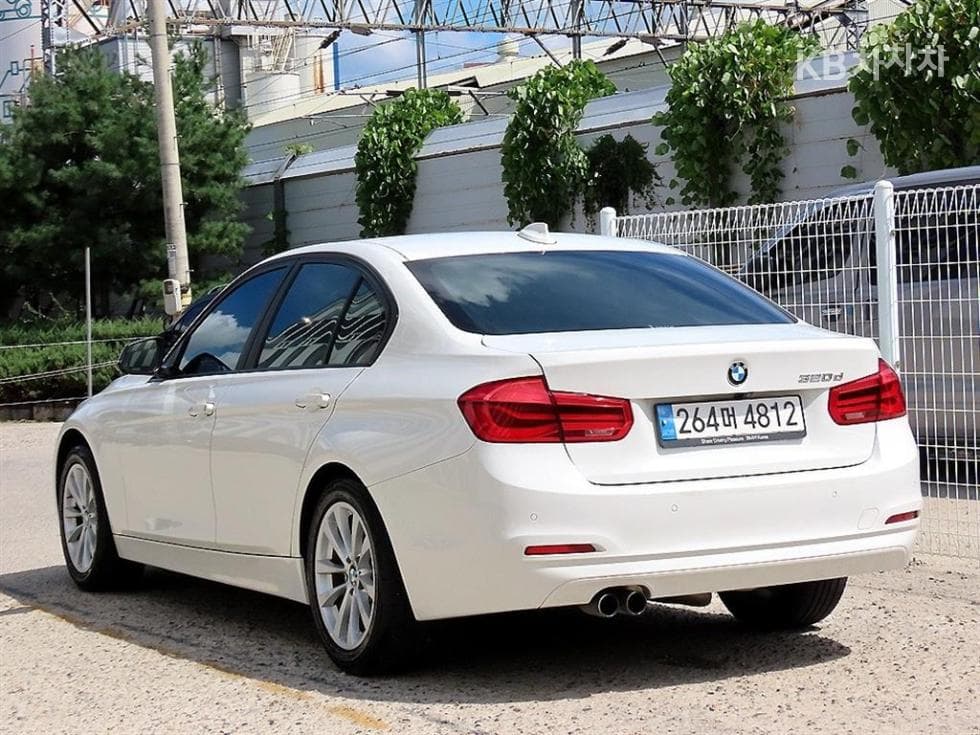 بي إم دبليو - 3-Series | New 320 F30(12~) 3
