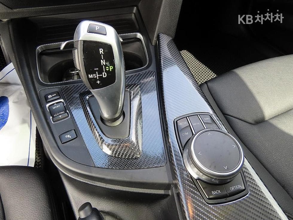 بي إم دبليو - 3-Series | New 320 F30(12~) 11