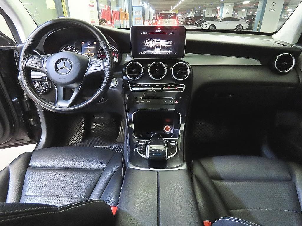 مرسيدس - GLC-Class | 220 4Matic Base 10
