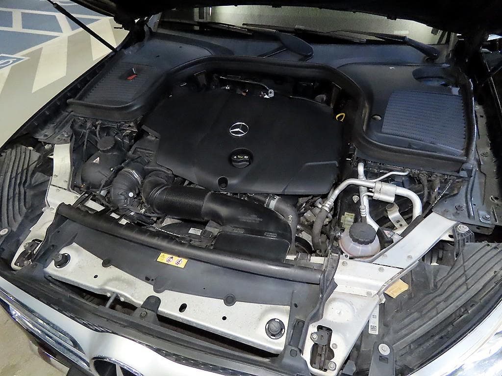 مرسيدس - GLC-Class | 220 4Matic Base 19