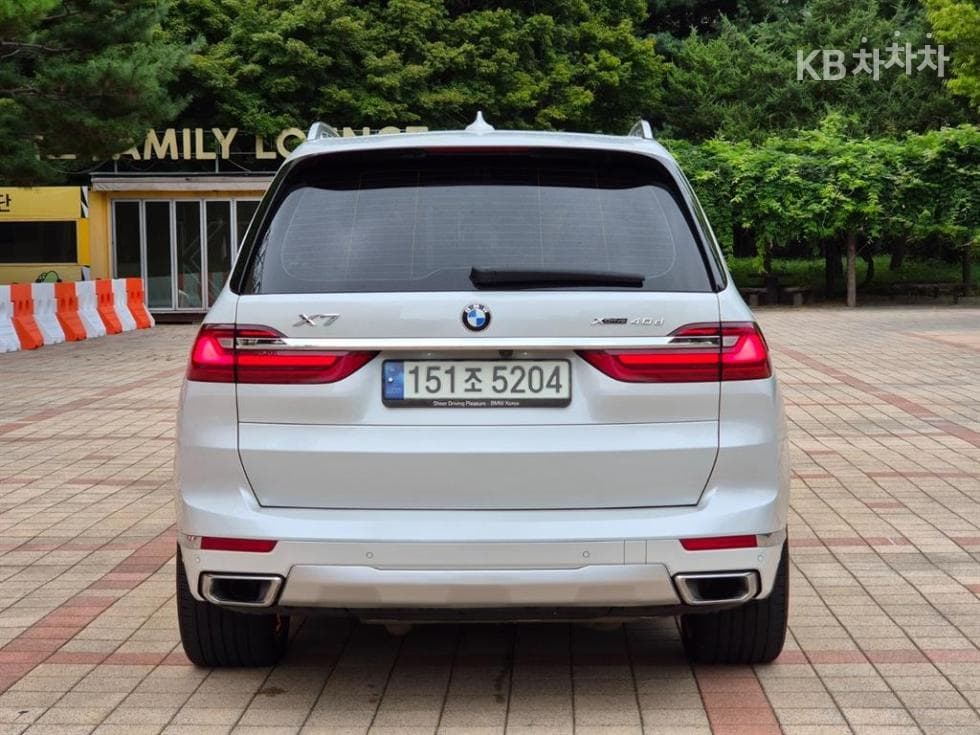 BMW - X7 | xDrive 40 DPE 4