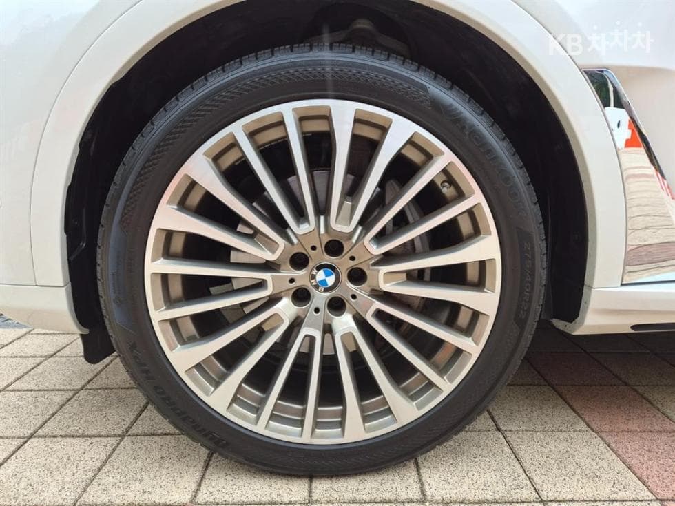 BMW - X7 | xDrive 40 DPE 6