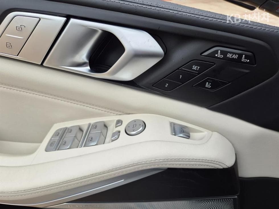 BMW - X7 | xDrive 40 DPE 14