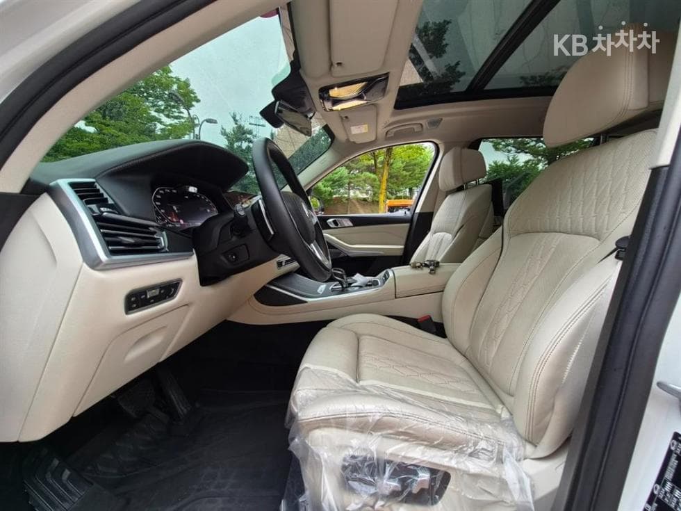 BMW - X7 | xDrive 40 DPE 16