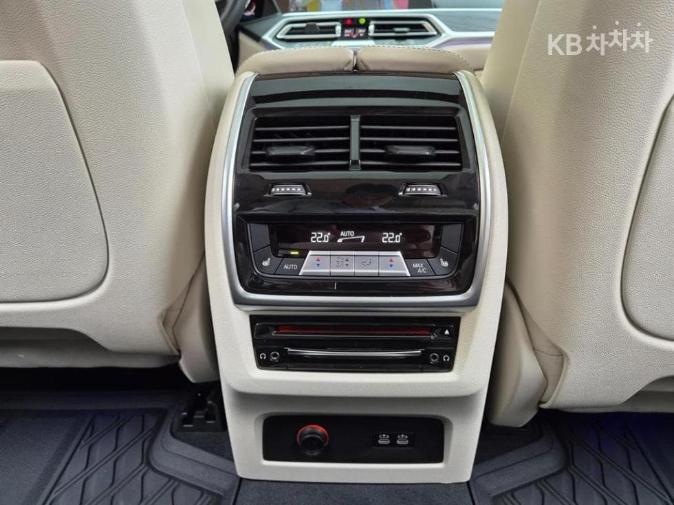 BMW - X7 | xDrive 40 DPE 19