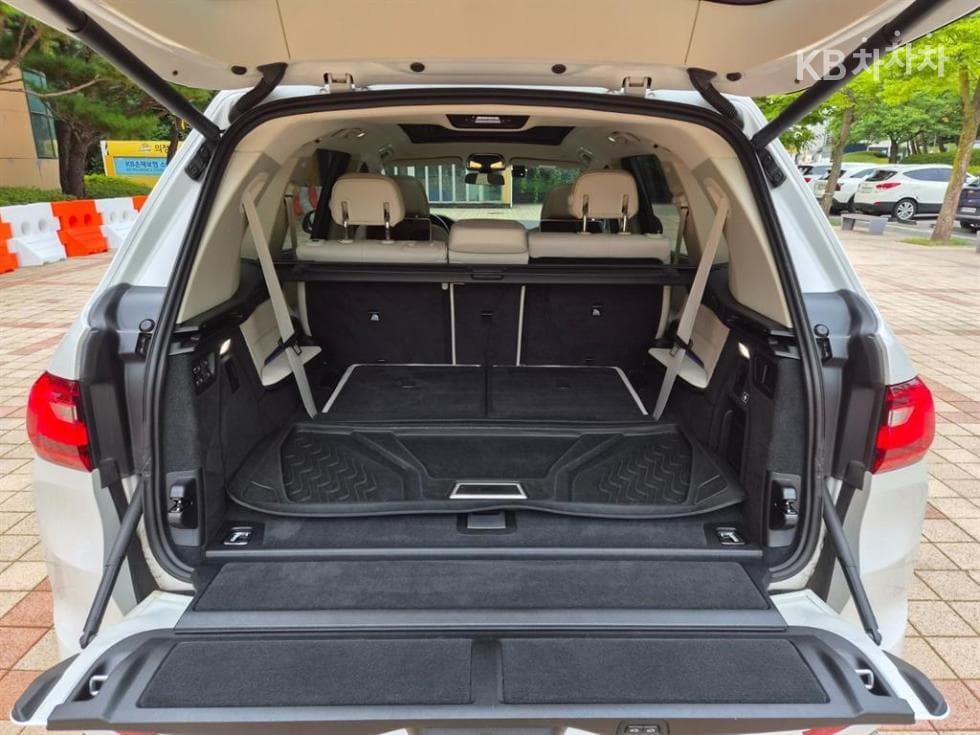 BMW - X7 | xDrive 40 DPE 20