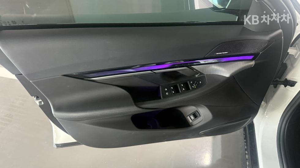 BMW - i5 | eDrive 40 M Sport 11