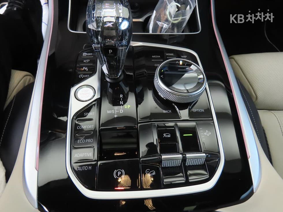 BMW - X7 | xDrive 40 M Sport 12