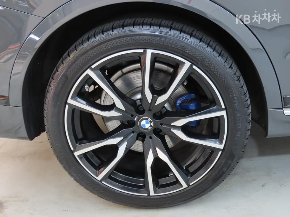 BMW - X7 | xDrive 40 M Sport 20