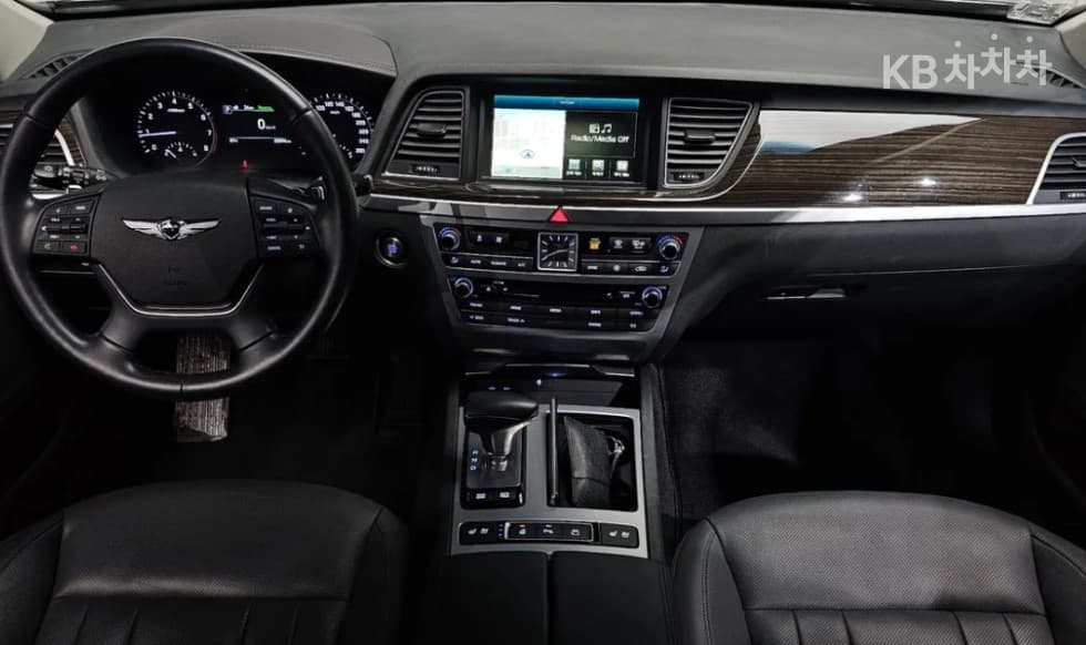 Genesis - G80 | 3.3 GDI Luxury 7