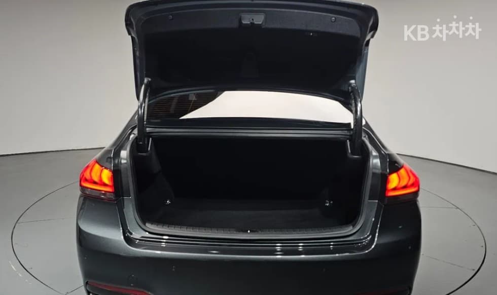 Genesis - G80 | 3.3 GDI Luxury 20