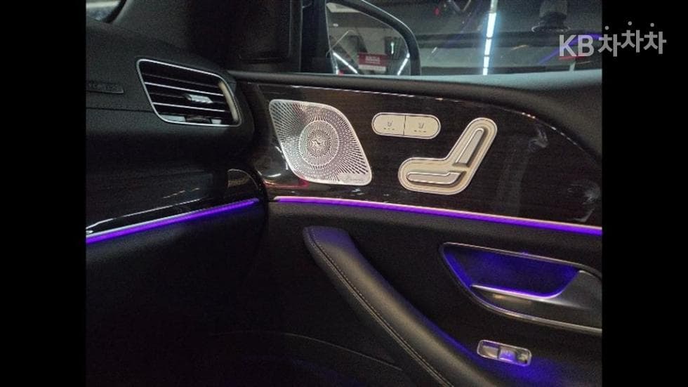Mercedes-Benz - GLE-Class | 400 4Matic Coupe 11