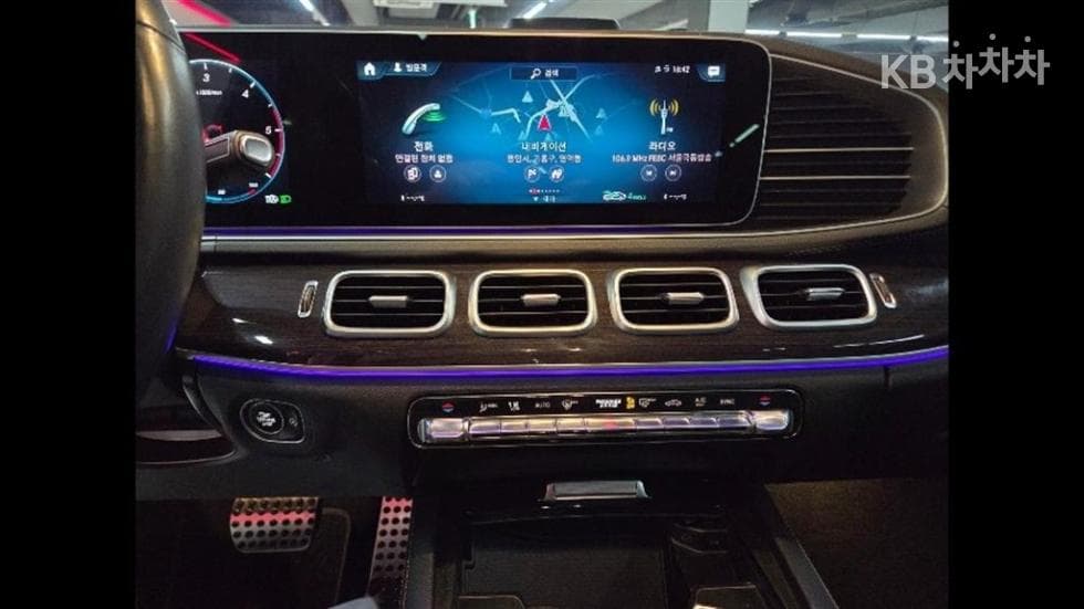 Mercedes-Benz - GLE-Class | 400 4Matic Coupe 14