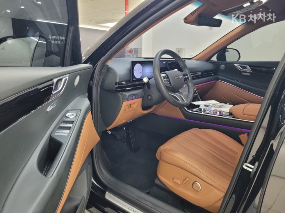 Genesis - GV80 | 3.5 Turbo Gasoline AWD 13