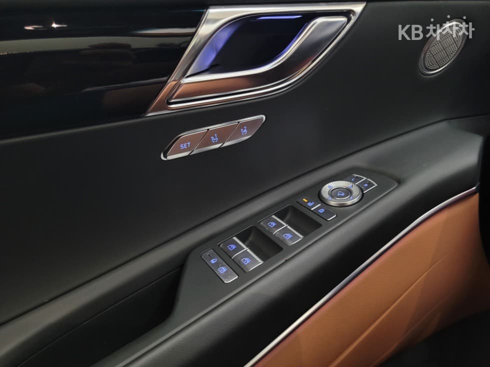 Genesis - GV80 | 3.5 Turbo Gasoline AWD 14