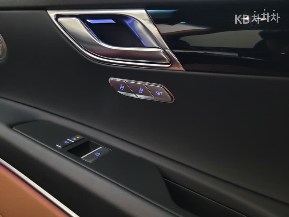 Genesis - GV80 | 3.5 Turbo Gasoline AWD 15