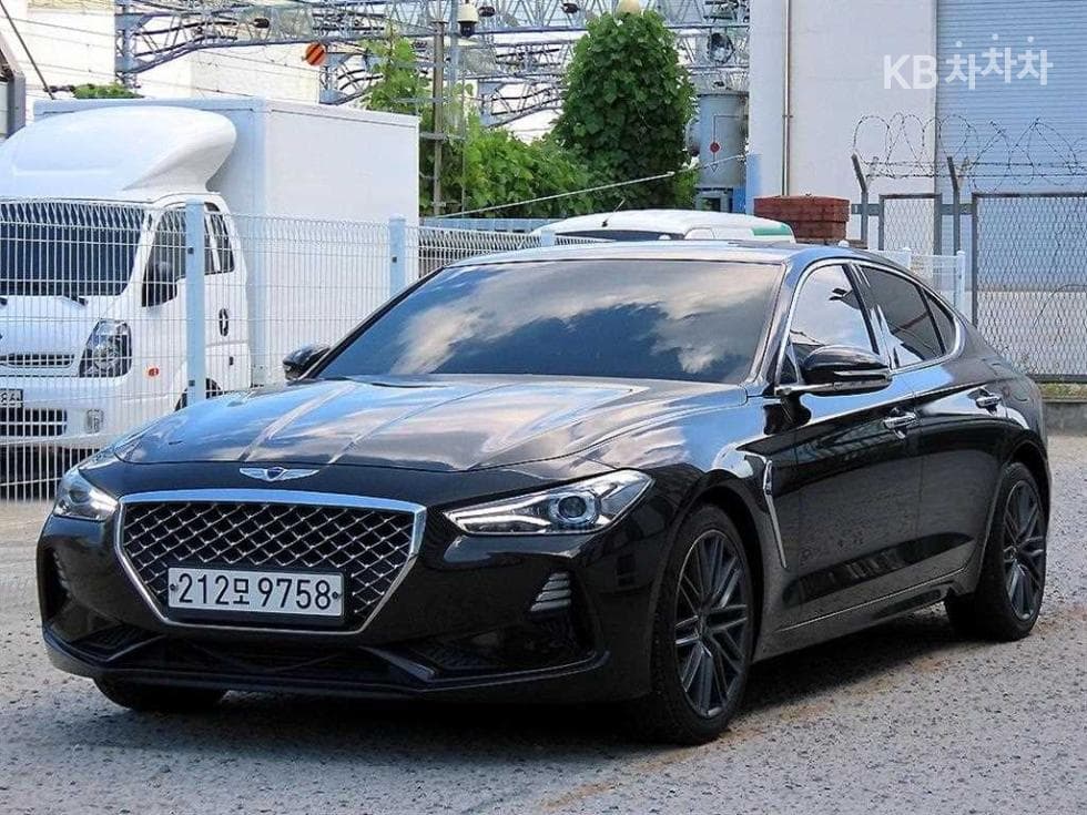 Genesis - G70 | 2.0T Supreme 2
