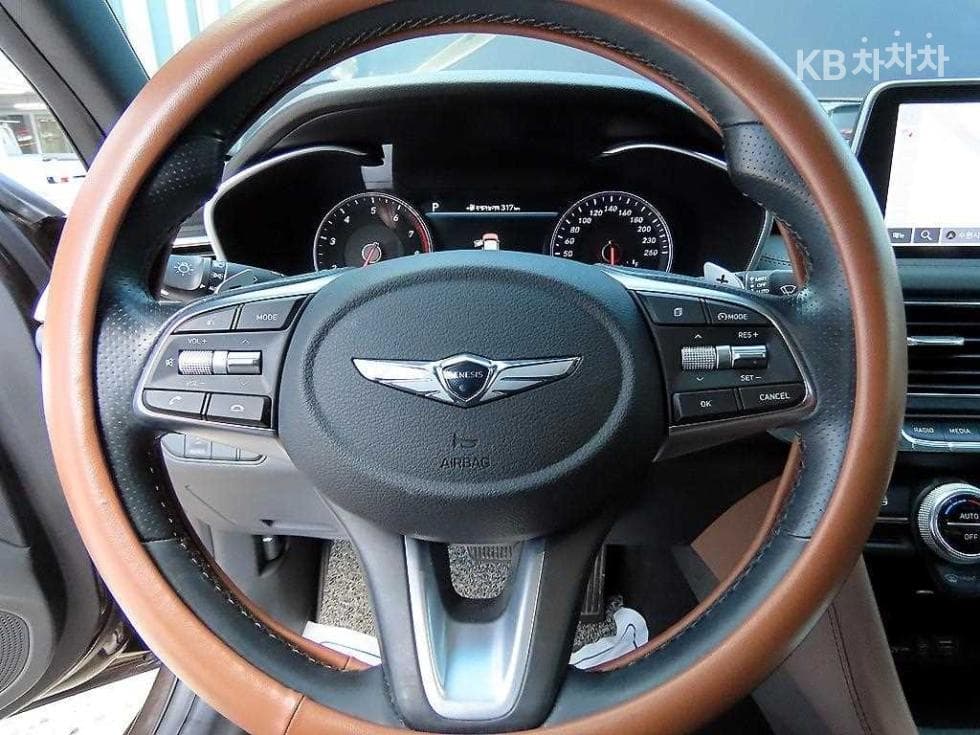 Genesis - G70 | 2.0T Supreme 9