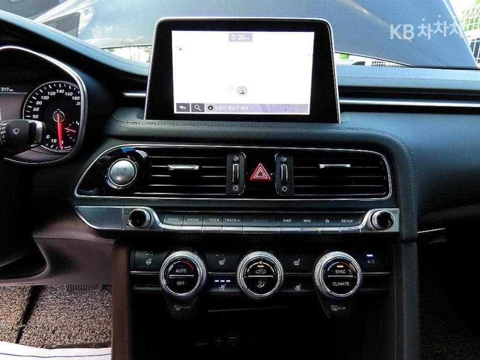 Genesis - G70 | 2.0T Supreme 13