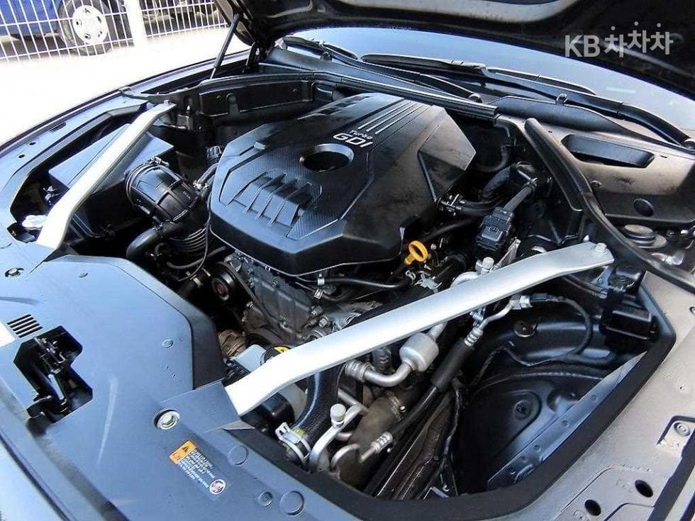 Genesis - G70 | 2.0T Supreme 19