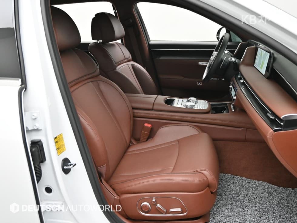 Genesis - G90 | 3.5T AWD Base 10