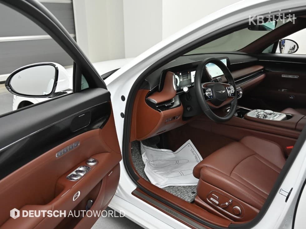 Genesis - G90 | 3.5T AWD Base 11
