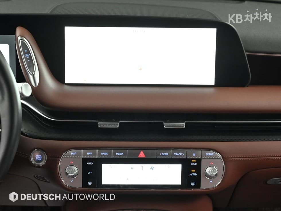 Genesis - G90 | 3.5T AWD Base 14