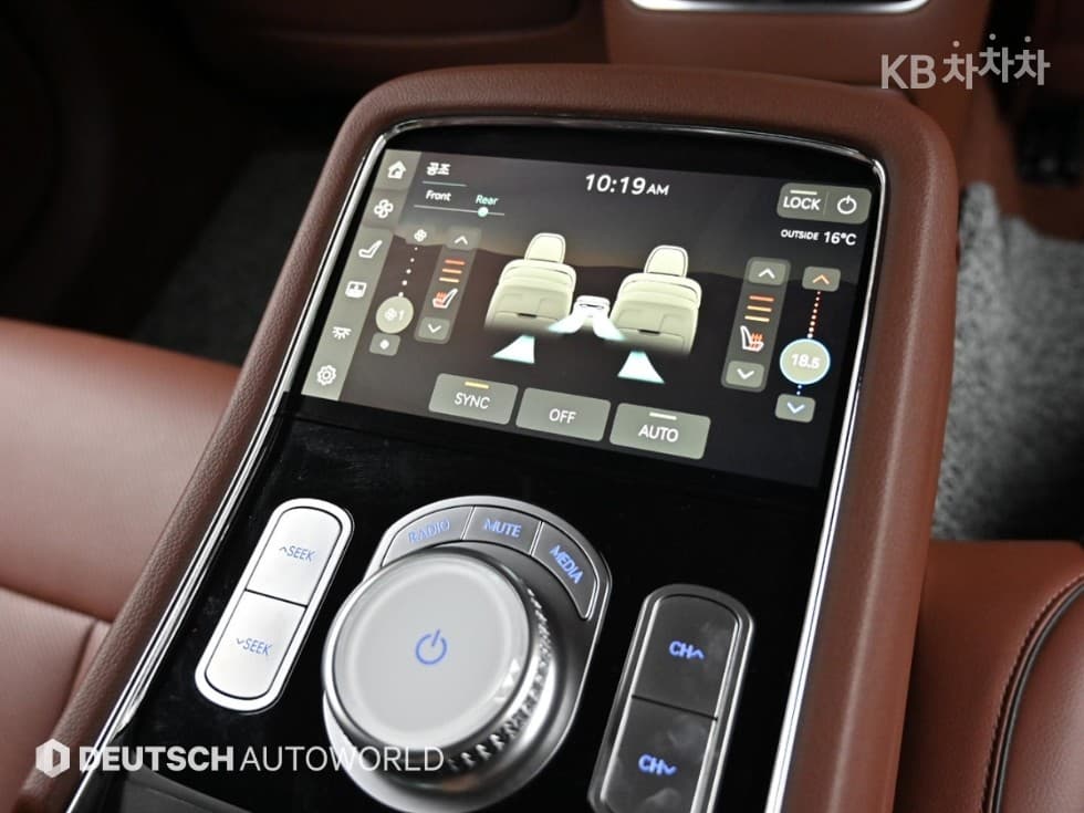 Genesis - G90 | 3.5T AWD Base 16