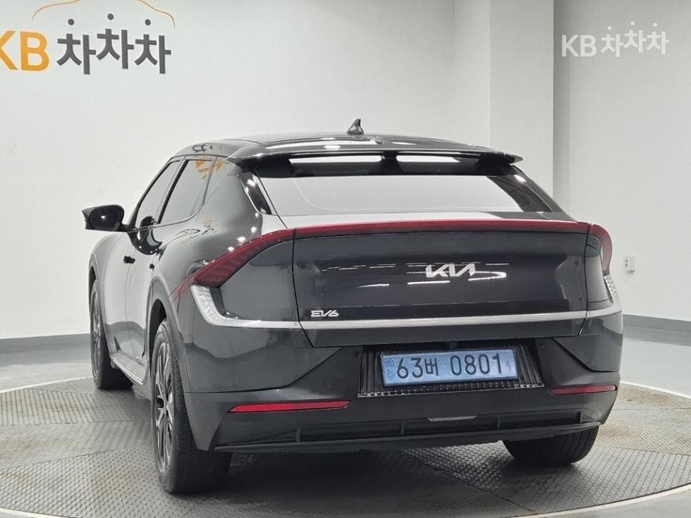 كيا - EV6 | 2WD 2