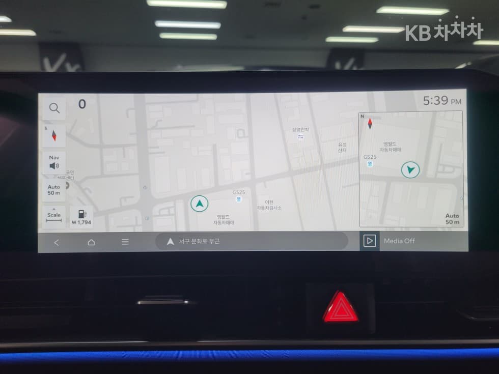 كيا - كارنيفال | The New Hybrid 4Gen 1.6 HEV 9Seater Signature 14