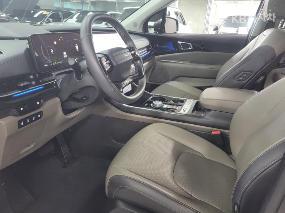 كيا - كارنيفال | The New Hybrid 4Gen 1.6 HEV 9Seater Signature 24