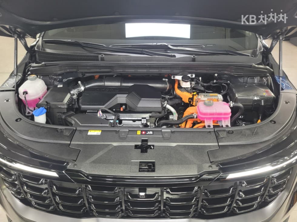 كيا - كارنيفال | The New Hybrid 4Gen 1.6 HEV 9Seater Signature 32