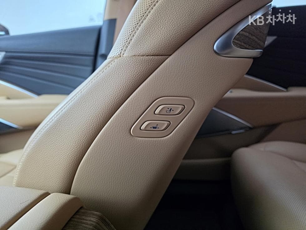 كيا - K9 | The New (2Gen) 3.3 T-GDI AWD Platinum 22