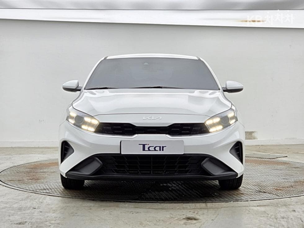 كيا - K3 | The New 1.6 Gasoline Trendy 3