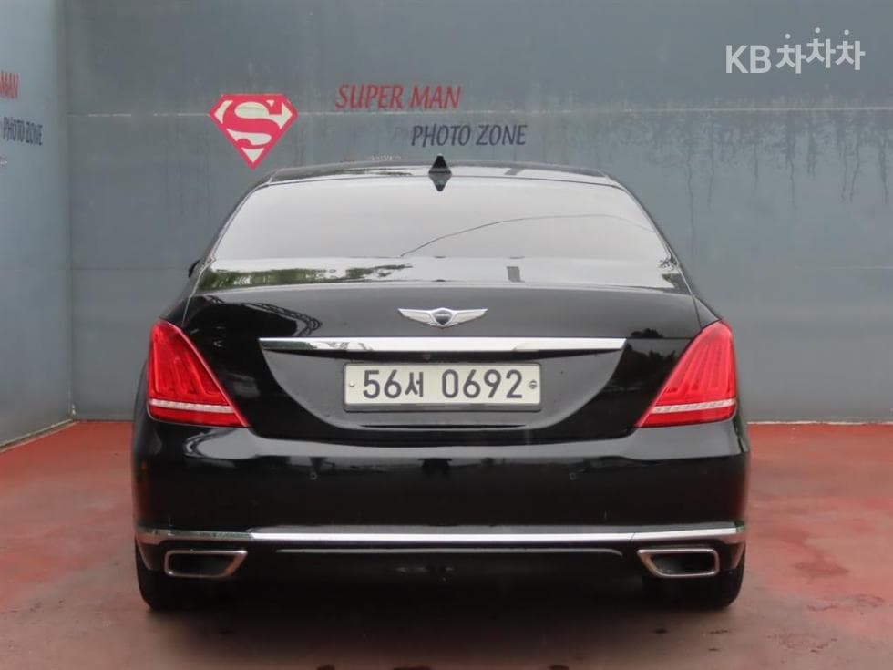 Genesis - EQ900 | 3.3 T-GDI AWD Prestige 4