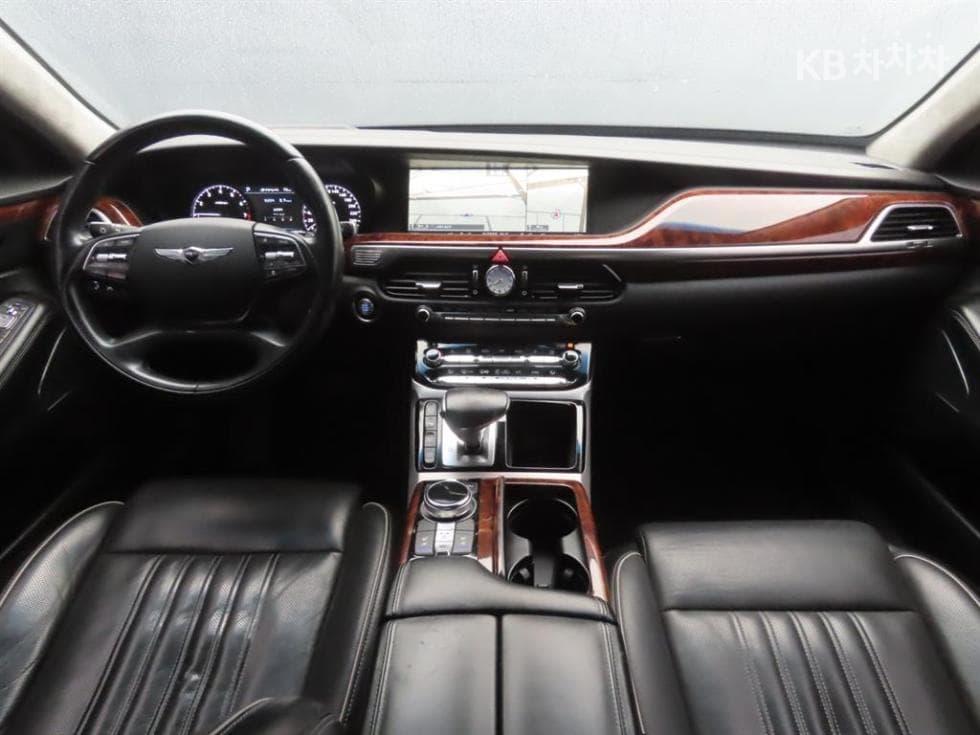 Genesis - EQ900 | 3.3 T-GDI AWD Prestige 10