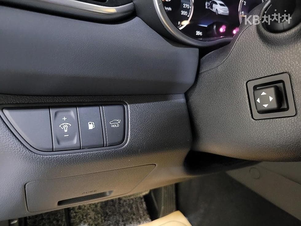 Genesis - G70 | The New 2.0T 4WD Standard 14