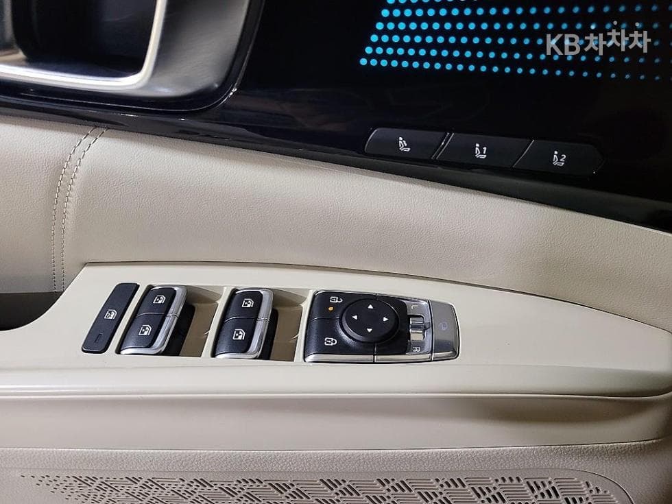 كيا - كارنيفال | The New Hybrid 4Gen 1.6 HEV 7Seater Signature 13