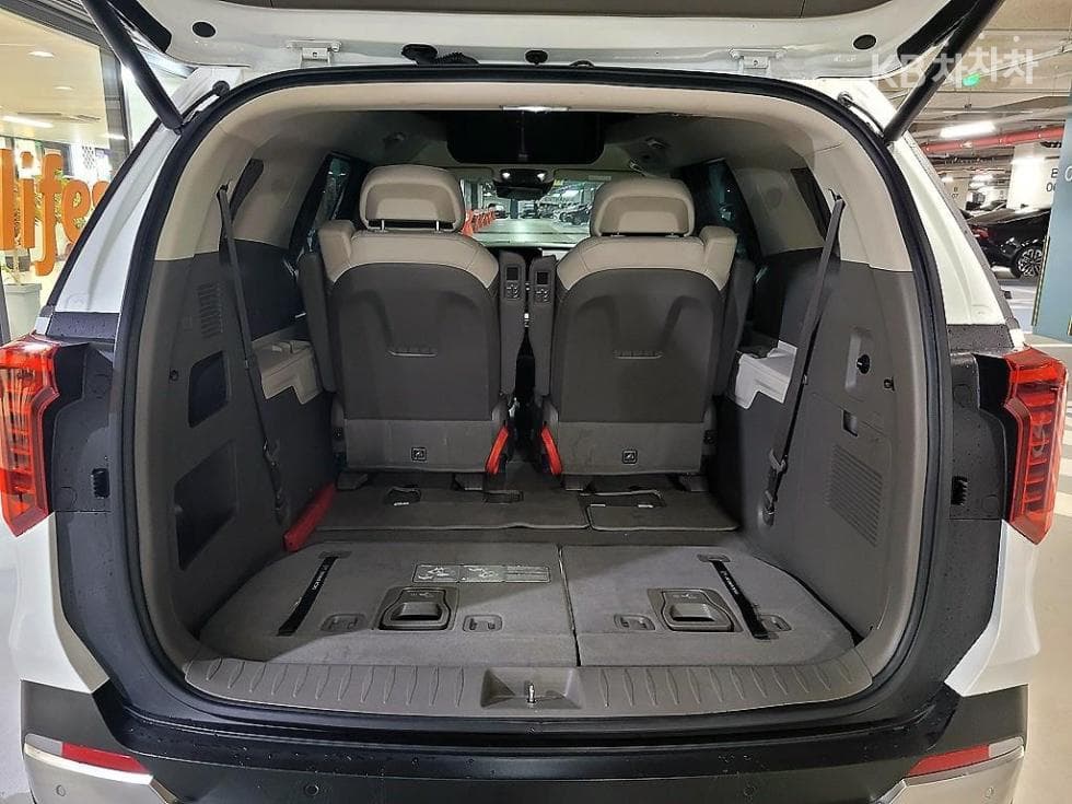 كيا - كارنيفال | The New Hybrid 4Gen 1.6 HEV 7Seater Signature 18