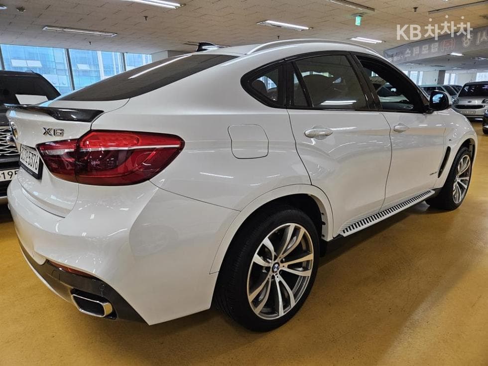 BMW - X6 | xDrive 40 M Sport 3