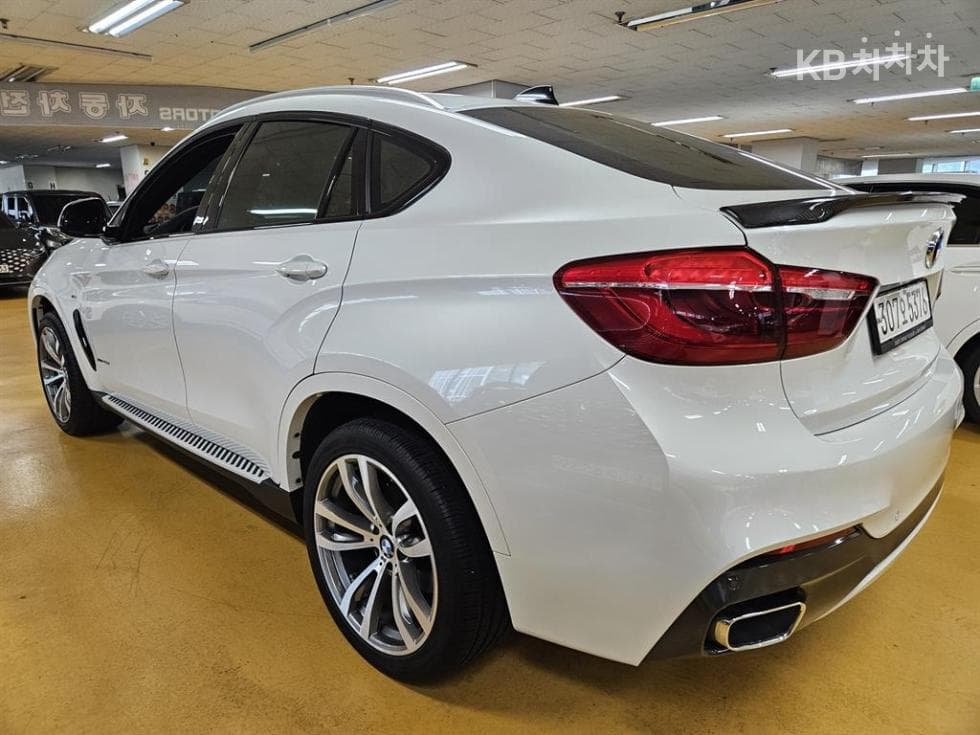 BMW - X6 | xDrive 40 M Sport 5