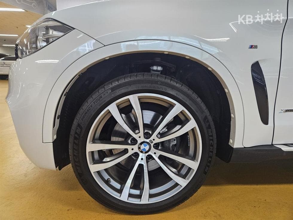 BMW - X6 | xDrive 40 M Sport 10