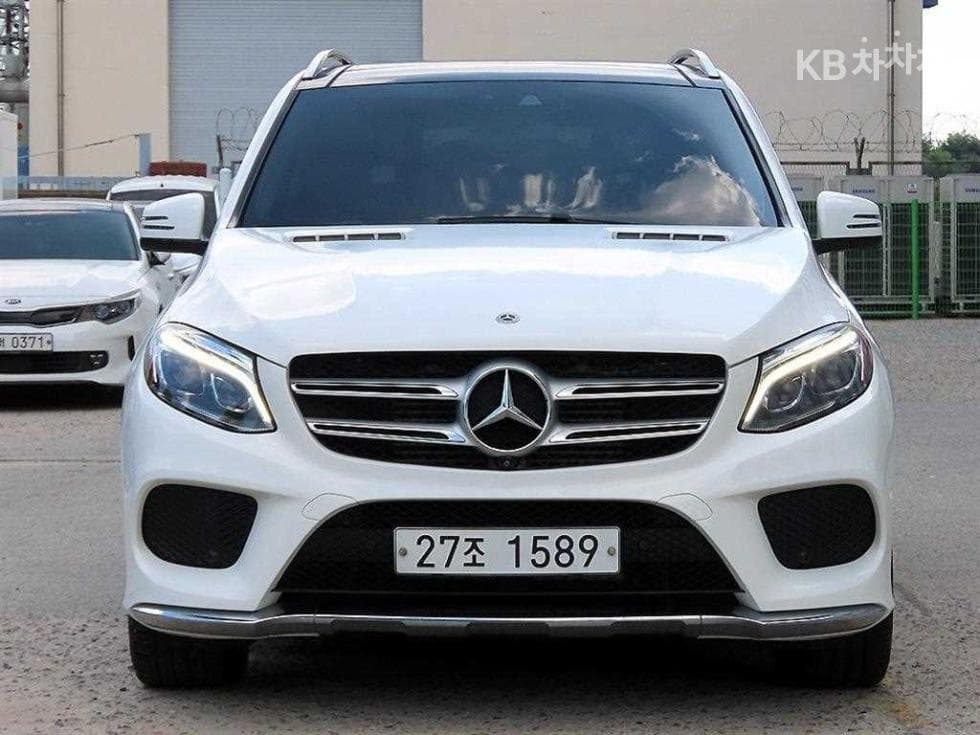 Mercedes-Benz GLE-Class