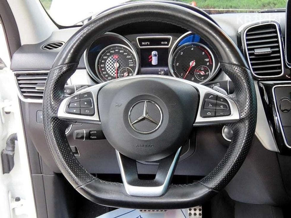 Mercedes-Benz - GLE-Class | 350 4Matic Base 8